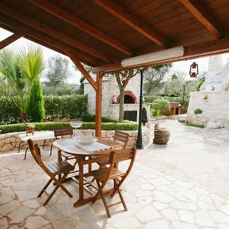 Trulli Il Bouganville Private Pool And Relaxation *