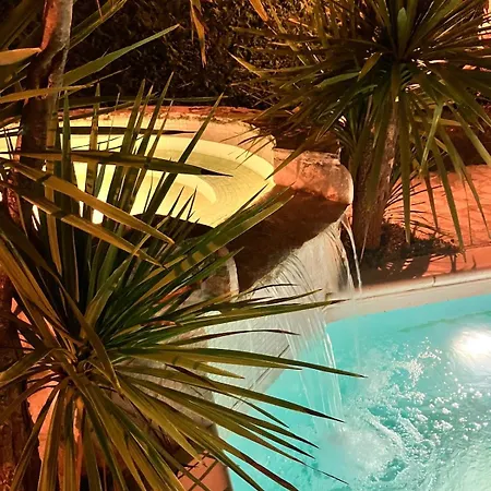Trulli Il Bouganville Private Pool And Relaxation *
